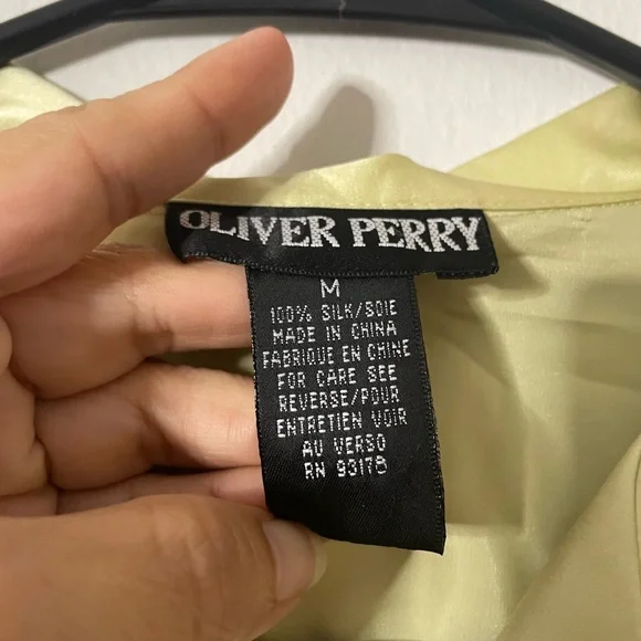Oliver Perry Silk Blouse - Picture 2 of 8